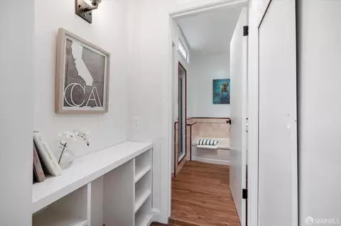 Entry Way - 1674 40th Ave, San Francisco, CA 94122 photo 2 of 2