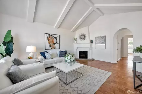Living - 1674 40th Ave, San Francisco, CA 94122 photo 3 of 5