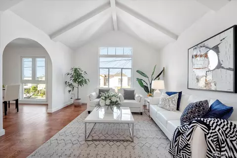 Living - 1674 40th Ave, San Francisco, CA 94122 photo 1 of 5