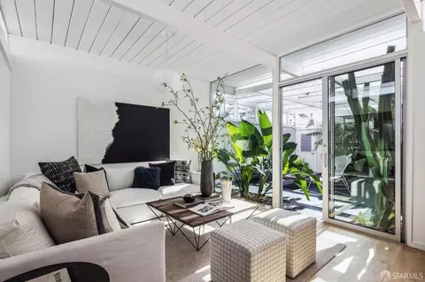 Living - 1005 Duncan St, San Francisco, CA 94131 photo 2 of 5