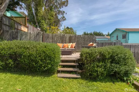 Exterior - 66 Lobos St, San Francisco, CA 94112 photo 14 of 31