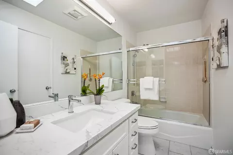 Bath - 33 Midway St #302, San Francisco, CA 94133 photo 1 of 3
