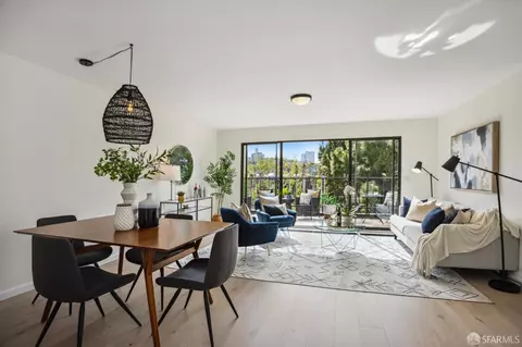 Dining - 33 Midway St #302, San Francisco, CA 94133 photo 1 of 2