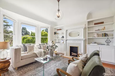 Living - 1010 14th St, San Francisco, CA 94114 photo 1 of 11