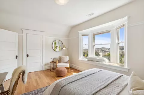 Bedroom - 1010 14th St, San Francisco, CA 94114 photo 6 of 11