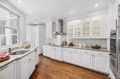 1700 Vallejo St, San Francisco, CA 94123 photo 16