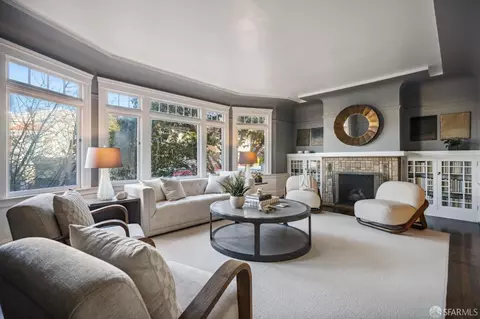 692 Castro St, San Francisco, CA 94114