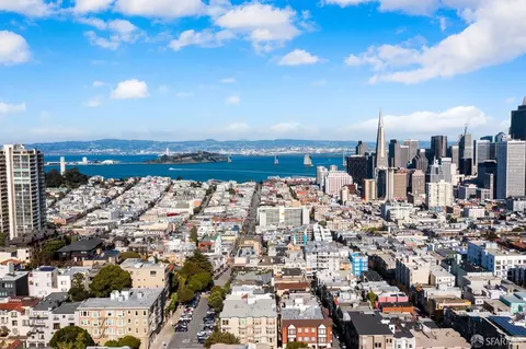 View/Area - 1107 Broadway, San Francisco, CA 94109 photo 2 of 6