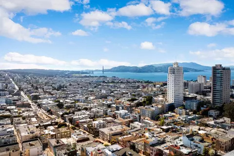 View/Area - 1107 Broadway, San Francisco, CA 94109 photo 3 of 6