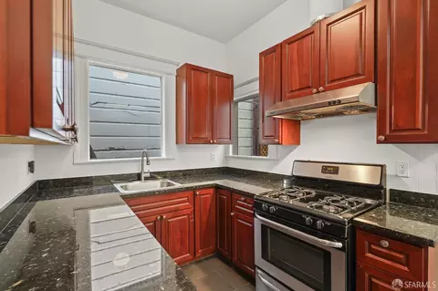 Kitchen - 1107 Broadway, San Francisco, CA 94109 photo 2 of 5