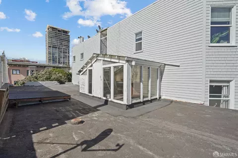 Exterior - 1107 Broadway, San Francisco, CA 94109 photo 10 of 11