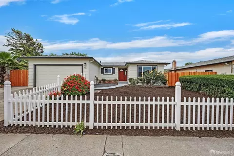 60 Orinda Cir, Pittsburg, CA 94565