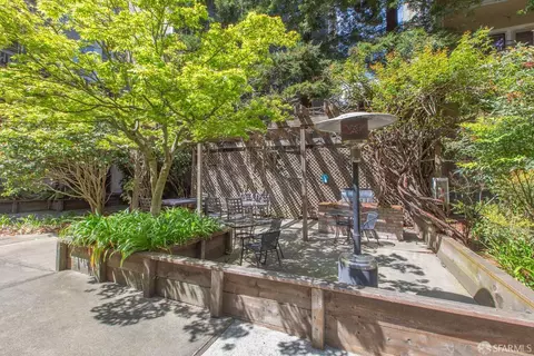 Exterior - 2040 Sutter St #505, San Francisco, CA 94115 photo 5 of 6