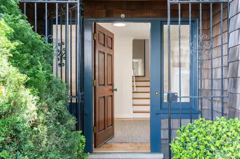 Exterior - 45 Romain St, San Francisco, CA 94114 photo 2 of 8