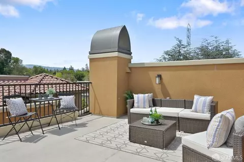 Exterior - 635 Alamo Ct, Mountain View, CA 94043 photo 2 of 9