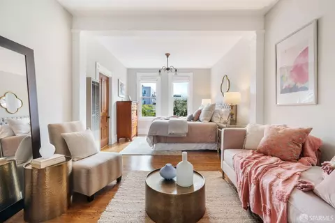 Living - 418 45th Ave, San Francisco, CA 94121 photo 5 of 5