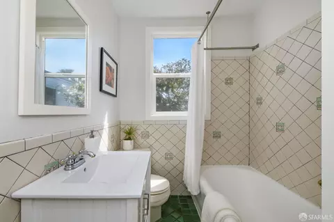 Bath - 74 Granada Ave, San Francisco, CA 94112 photo 1 of 2