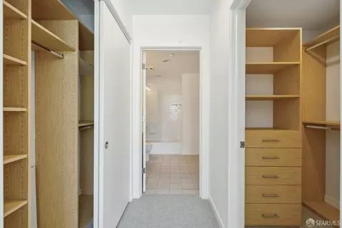 Entry Way - 555 Bartlett St #306, San Francisco, CA 94110 photo 1 of 1