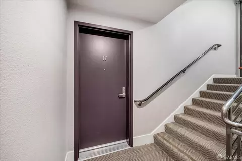 Entry Way - 2068 3rd St #17, San Francisco, CA 94107 photo 2 of 3