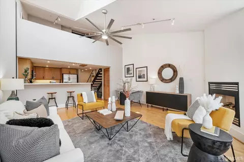 Living - 2068 3rd St #17, San Francisco, CA 94107 photo 4 of 4