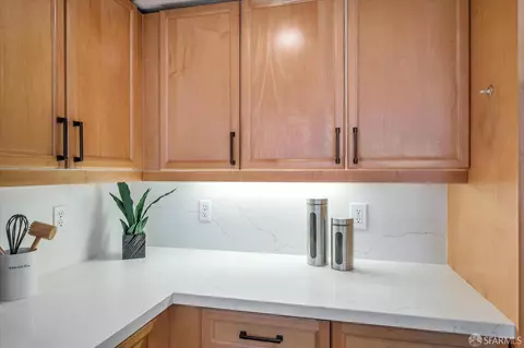 Kitchen - 2068 3rd St #17, San Francisco, CA 94107 photo 7 of 7