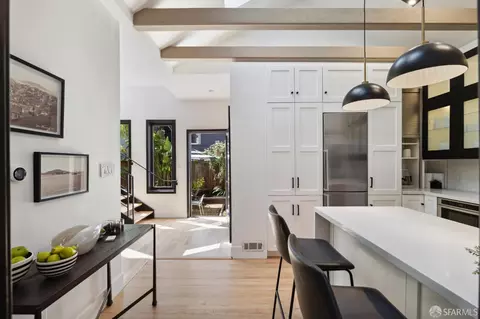 Entry Way - 477 Hickory St, San Francisco, CA 94102 photo 6 of 6