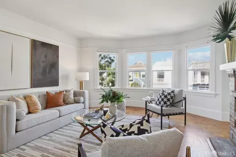 Living - 1422 46th Ave, San Francisco, CA 94122 photo 1 of 2