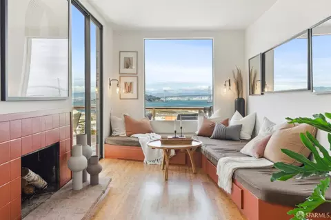 30 Hodges Aly, San Francisco, CA 94133