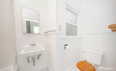 Bath - 263 Athol Ave, Oakland, CA 94606 photo 1 of 2