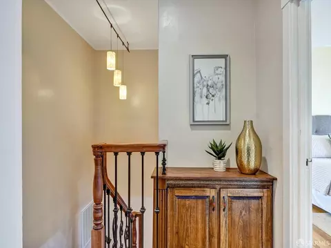 Entry Way - 579 23rd Ave, San Francisco, CA 94121 photo 5 of 5