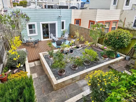 Exterior - 579 23rd Ave, San Francisco, CA 94121 photo 7 of 10