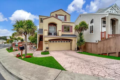 398 Bay Ridge Dr, Daly City, CA 94014