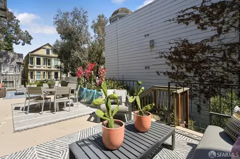 Exterior - 650 Steiner St #4, San Francisco, CA 94117 photo 3 of 7
