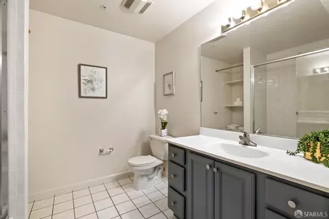 Bath - 485 8th St #402, Oakland, CA 94607 photo 1 of 1