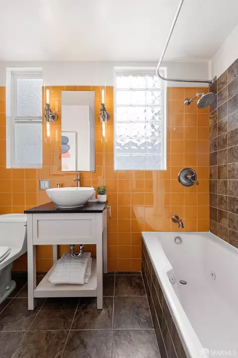 Bath - 520 27th Ave, San Francisco, CA 94121 photo 1 of 2