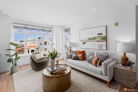 1725 Washington St #14, San Francisco, CA 94109