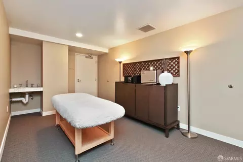 Bedroom - 301 Main St #7A, San Francisco, CA 94105 photo 11 of 11