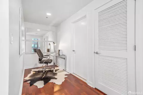Entry Way - 301 Main St #7A, San Francisco, CA 94105 photo 2 of 4