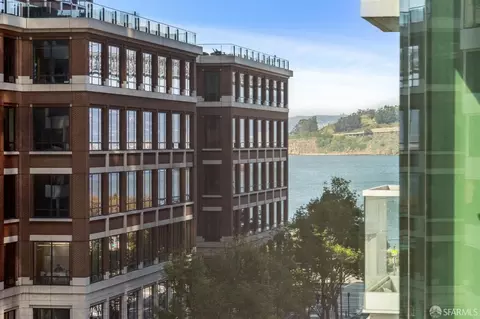 View/Area - 301 Main St #7A, San Francisco, CA 94105 photo 1 of 2