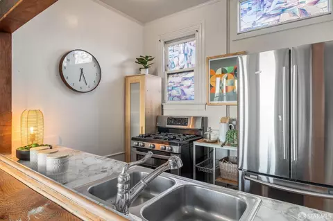 Kitchen - 63 Winfield St, San Francisco, CA 94110 photo 2 of 4