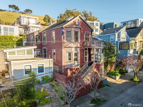 Exterior - 63 Winfield St, San Francisco, CA 94110 photo 2 of 6
