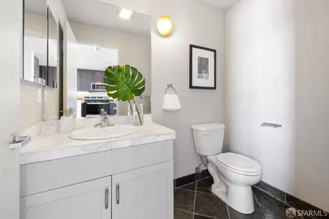 Bath - 88 Hoff St #209, San Francisco, CA 94110 photo 1 of 4