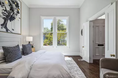 Bedroom - 2206 Pine St, San Francisco, CA 94115 photo 9 of 14
