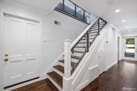 Entry Way - 2206 Pine St, San Francisco, CA 94115 photo 6 of 7