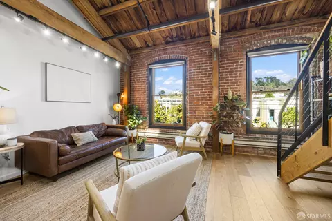 720 York St #220, San Francisco, CA 94110