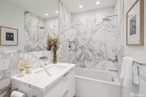 Bath - 3841 25th St, San Francisco, CA 94114 photo 1 of 4