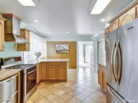 Kitchen - 341 Valley St, San Francisco, CA 94114 photo 1 of 3