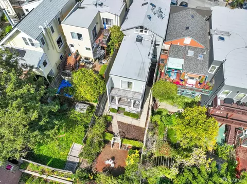 View/Area - 341 Valley St, San Francisco, CA 94114 photo 3 of 3