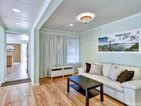341 Valley St, San Francisco, CA 94114