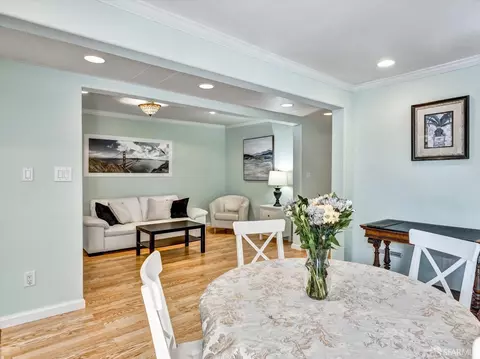 Dining - 341 Valley St, San Francisco, CA 94114 photo 3 of 3